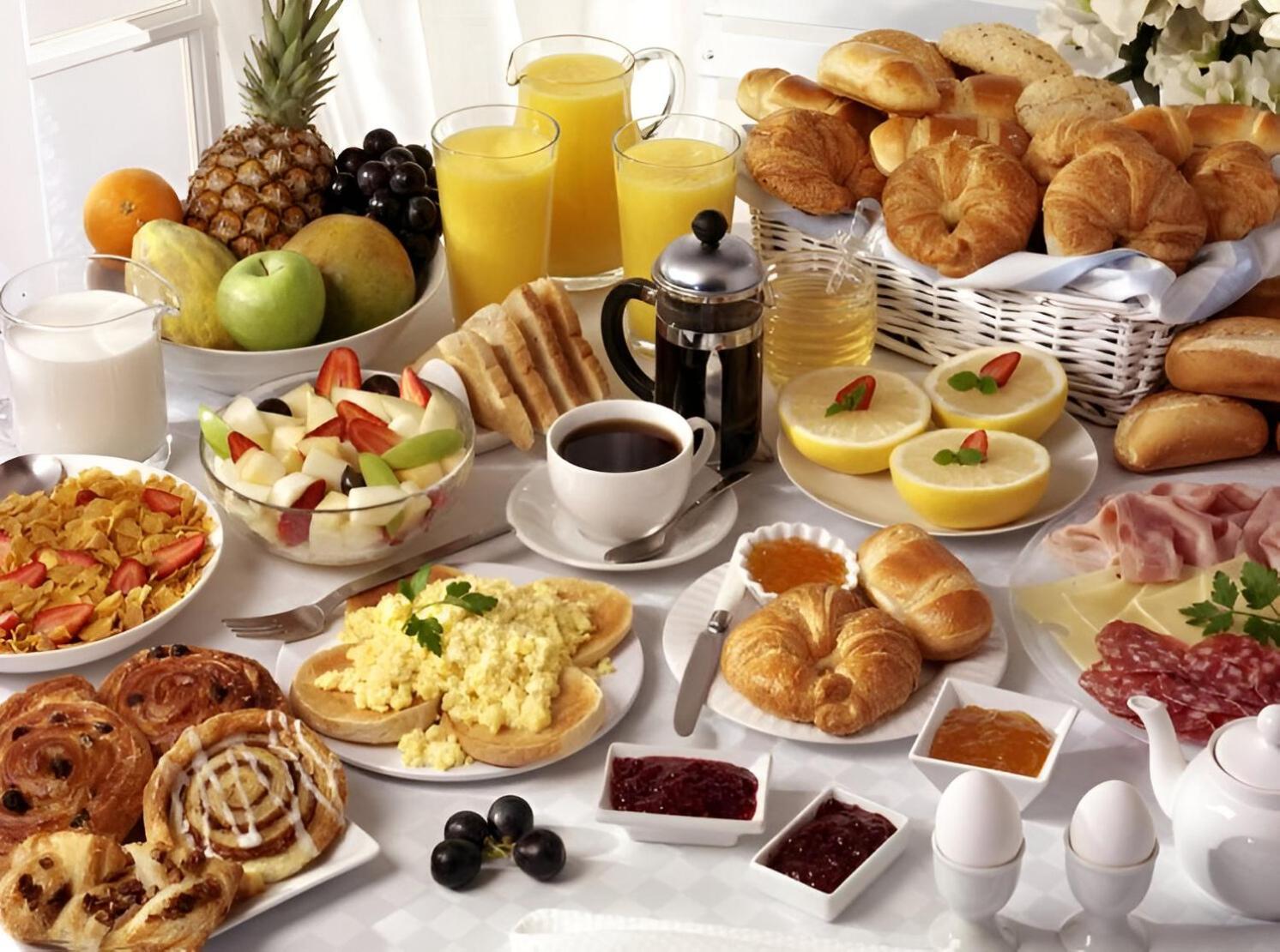Blue Spring Hotel Вадува Екстериор снимка